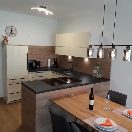 Apartamento Kristall Real