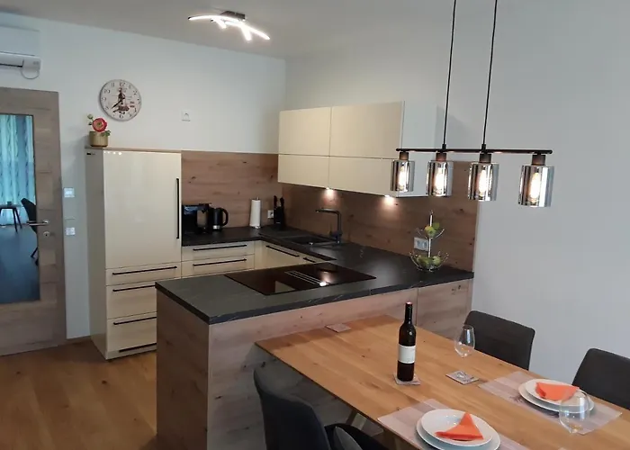 Apartment Kristall Real